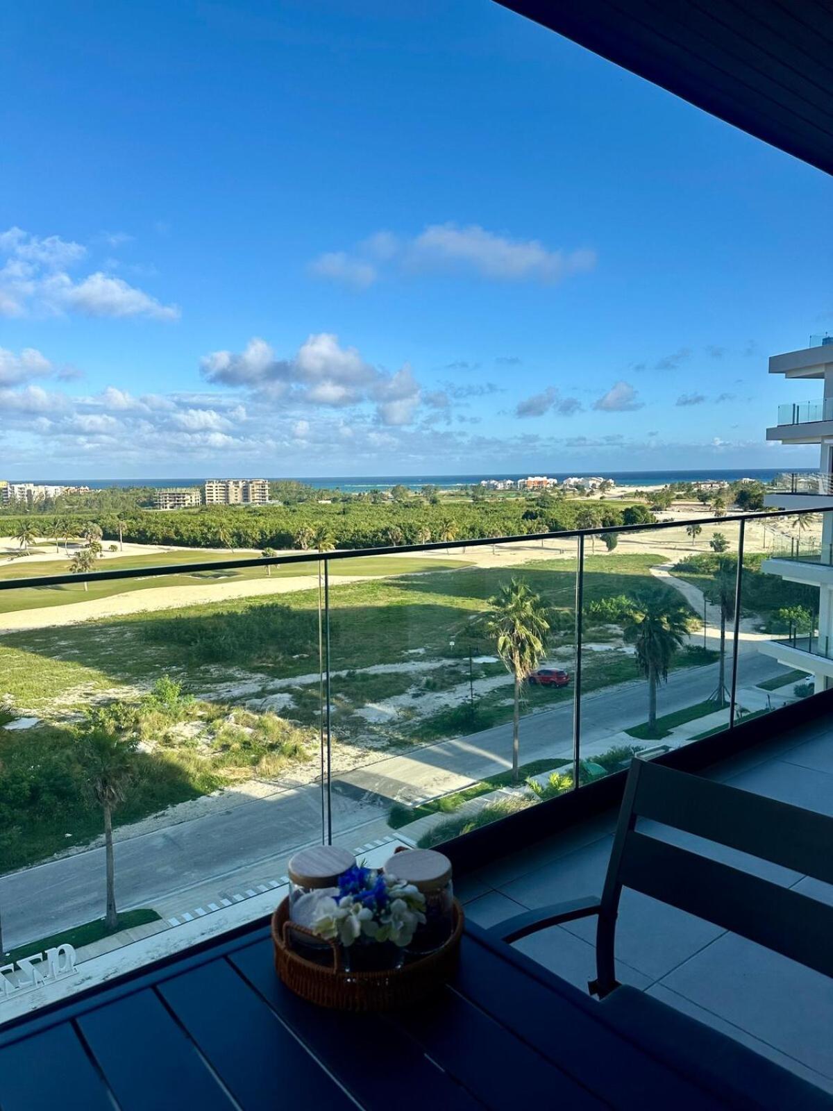 Apartamento Sunrise Golf Retreat 3br Luxury In Cap Cana Punta Cana