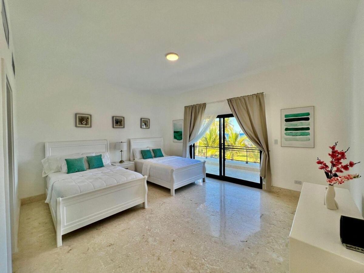 Luxury With Playa Privada In Villa
