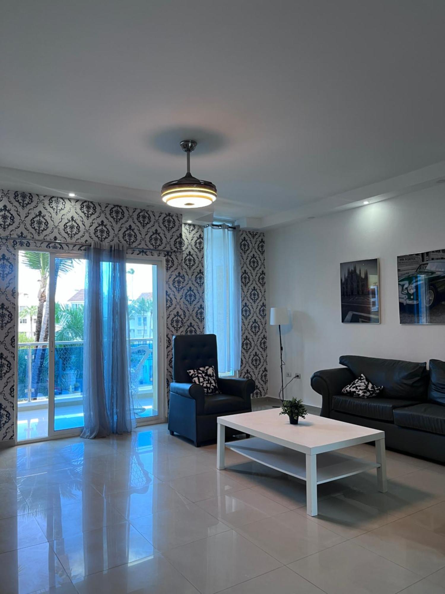 King Size Bed With Pool - Beachside 2 Bedroom Apartamento Punta Cana
