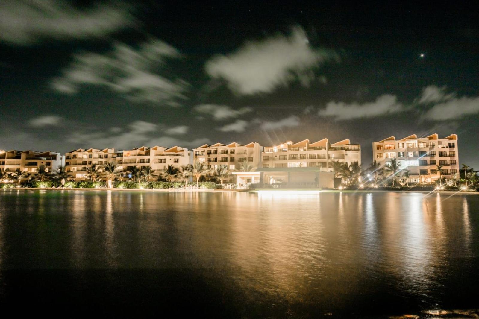 Penthouse At The Place Apartamento Punta Cana
