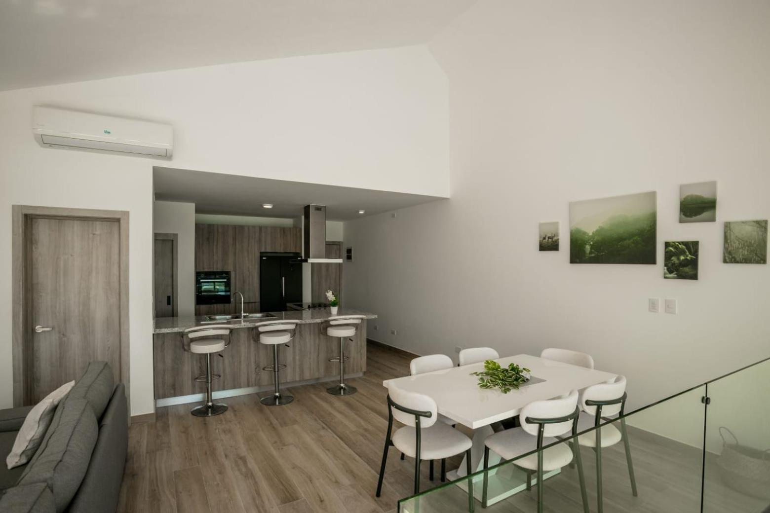 Penthouse At The Place