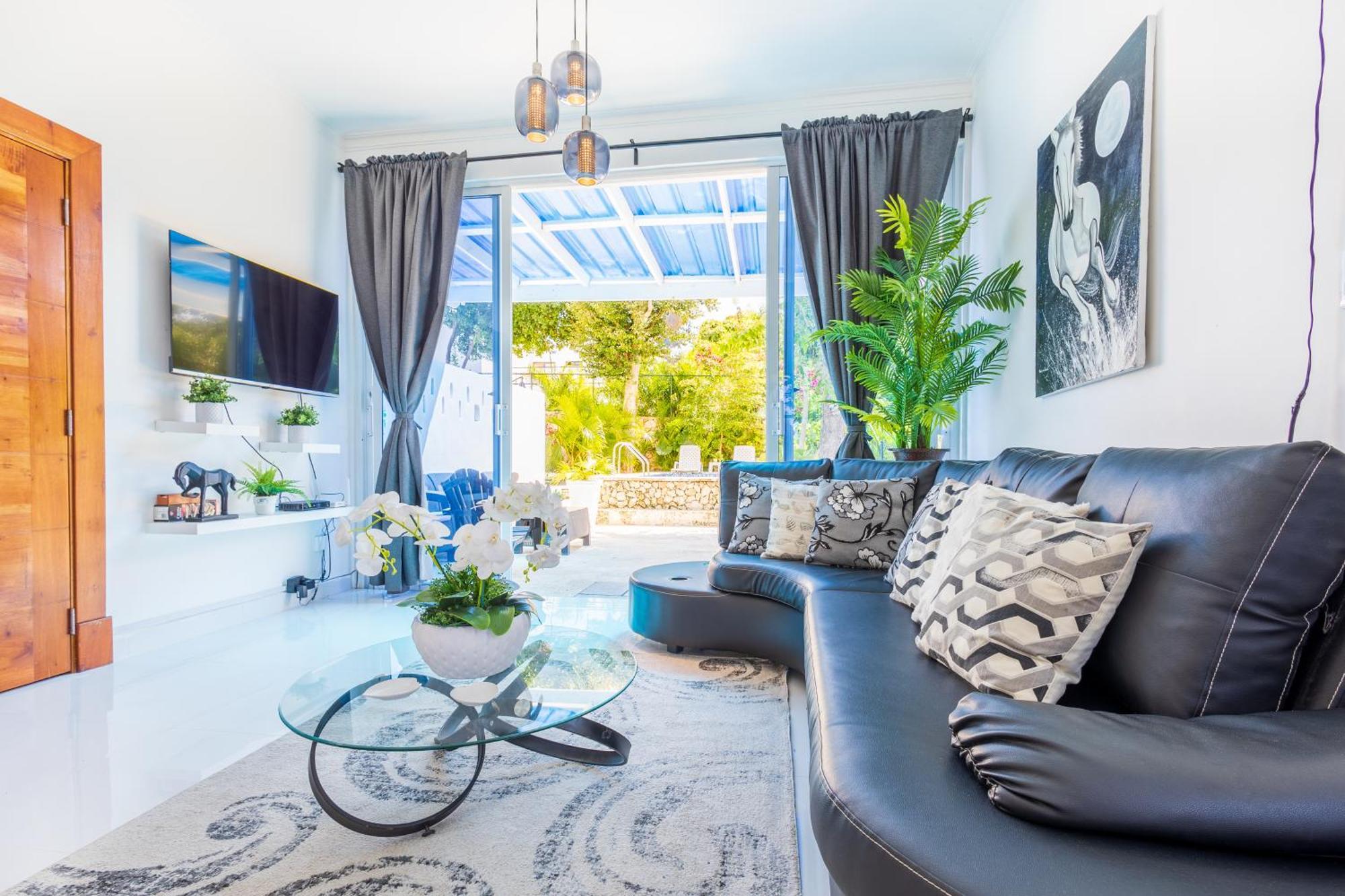 New Stylish 3br With Private Pool & Terrace Villa