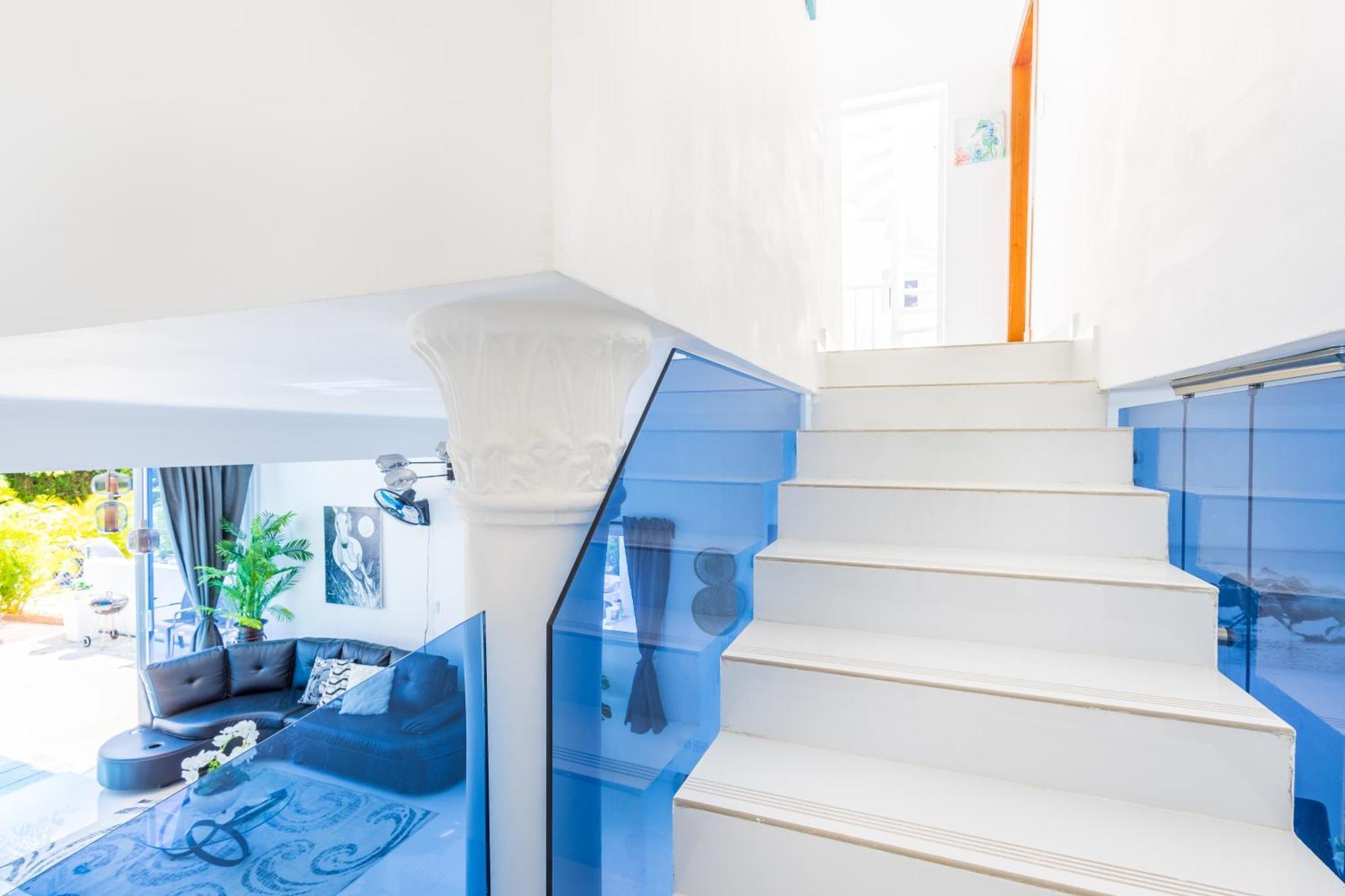 New Stylish 3br With Private Pool & Terrace Villa