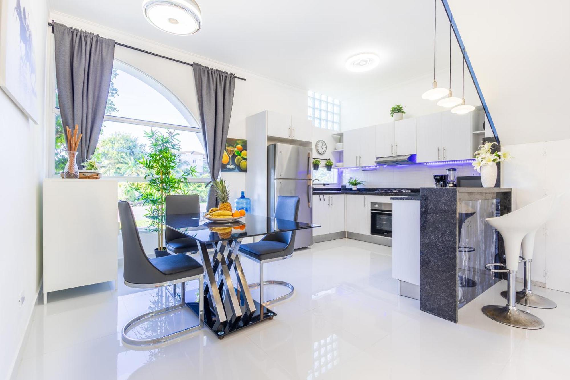 Villa New Stylish 3br With Private Pool & Terrace *