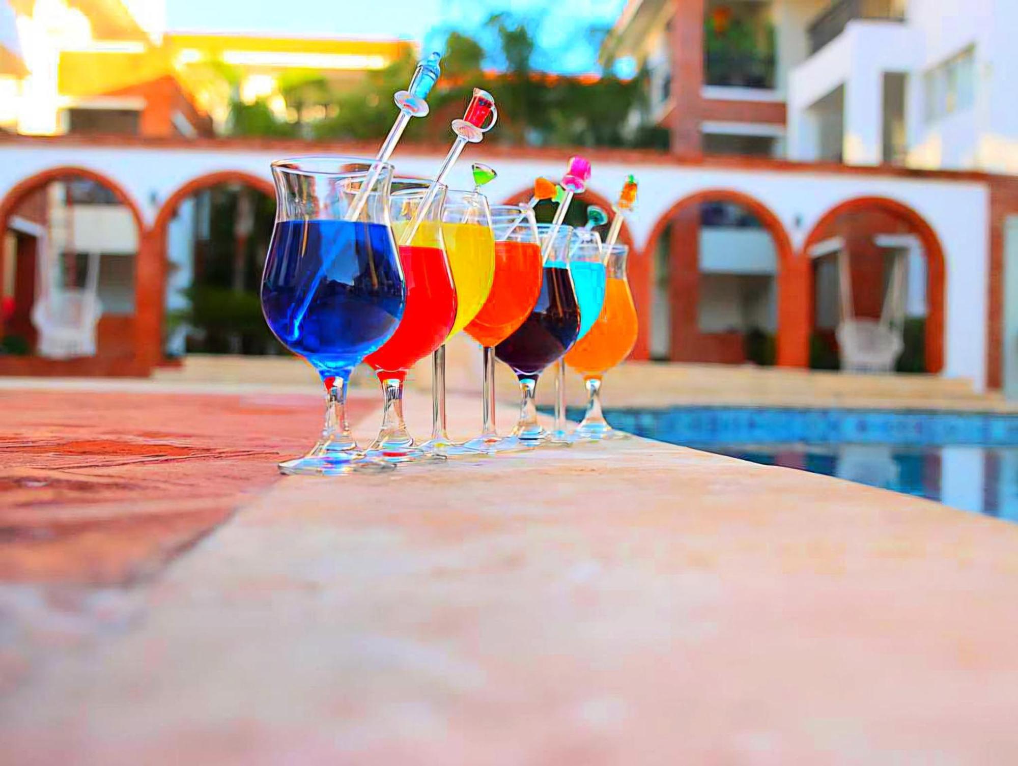 Caribbean Rainbow With Pool - Beach, Bars & Services Close By Apartamento Punta Cana