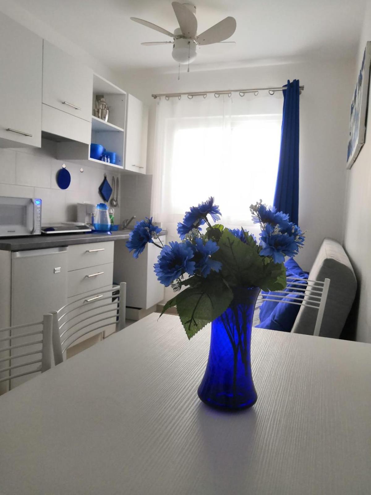 Caribbean Rainbow With Pool - Beach, Bars & Services Close By Apartamento *