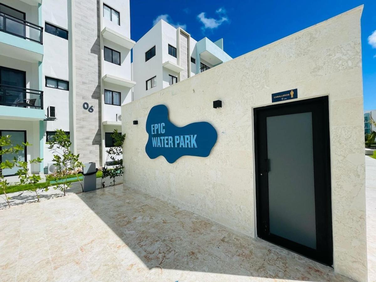 Luxury Retreat In *