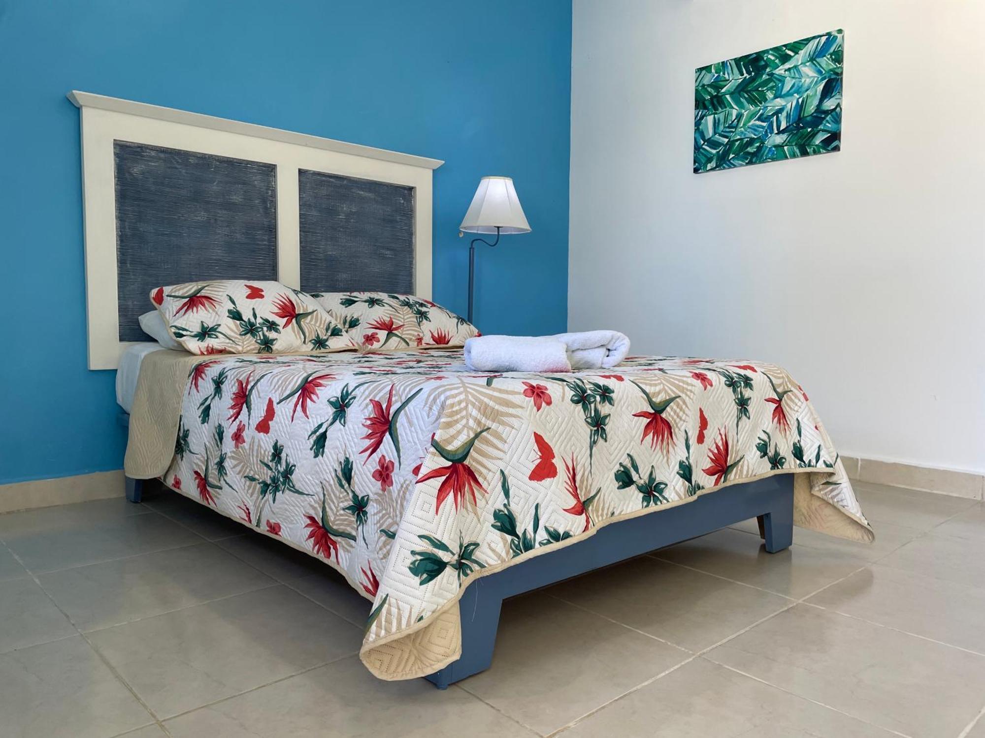 Blue Night Aparta Punta Cana