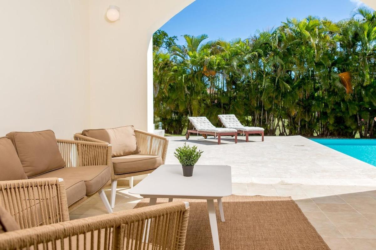 Stunning 4 Bedroom Luxury Villa