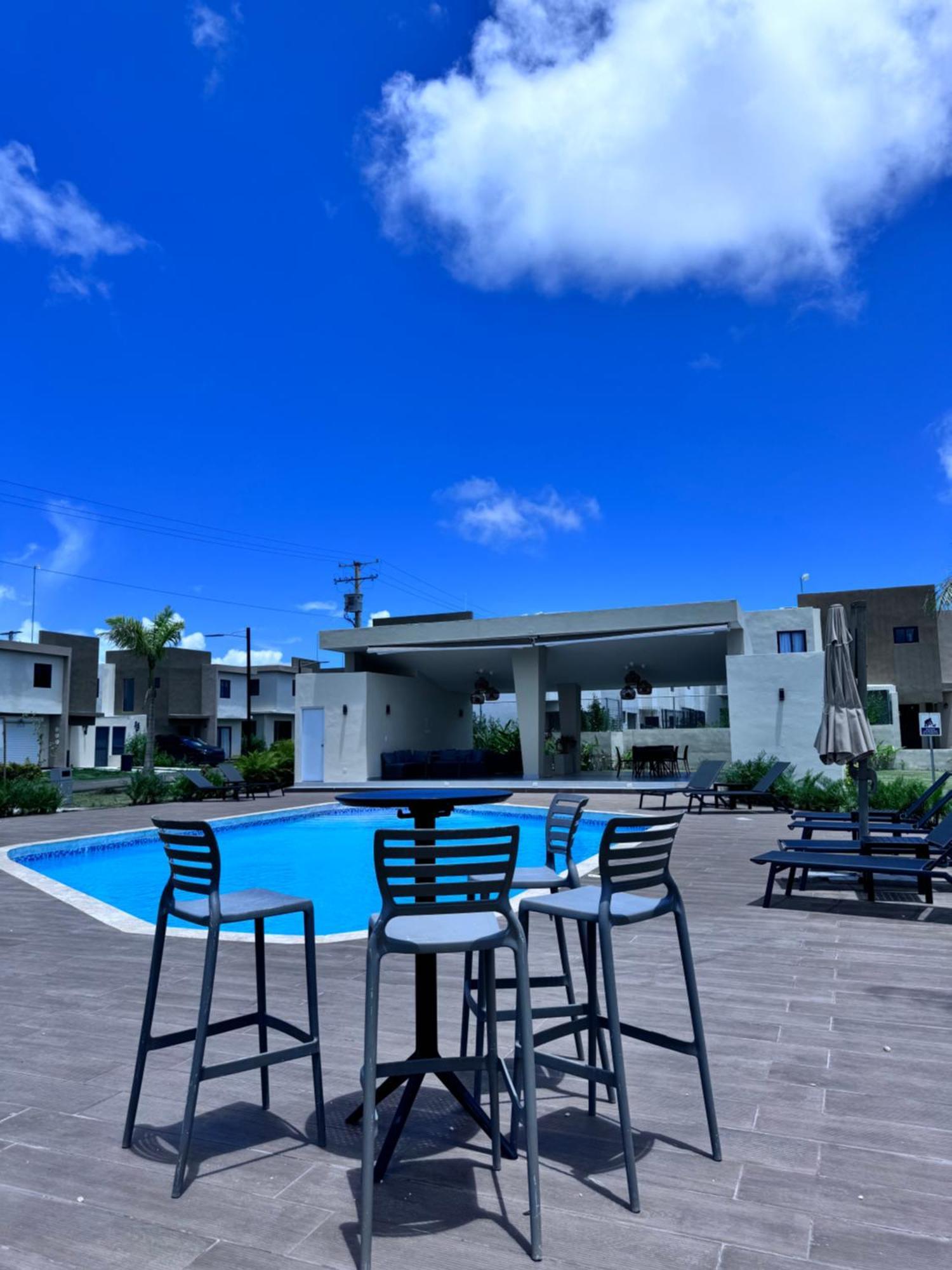 Con Piscinas Y Amenidades In * Punta Cana