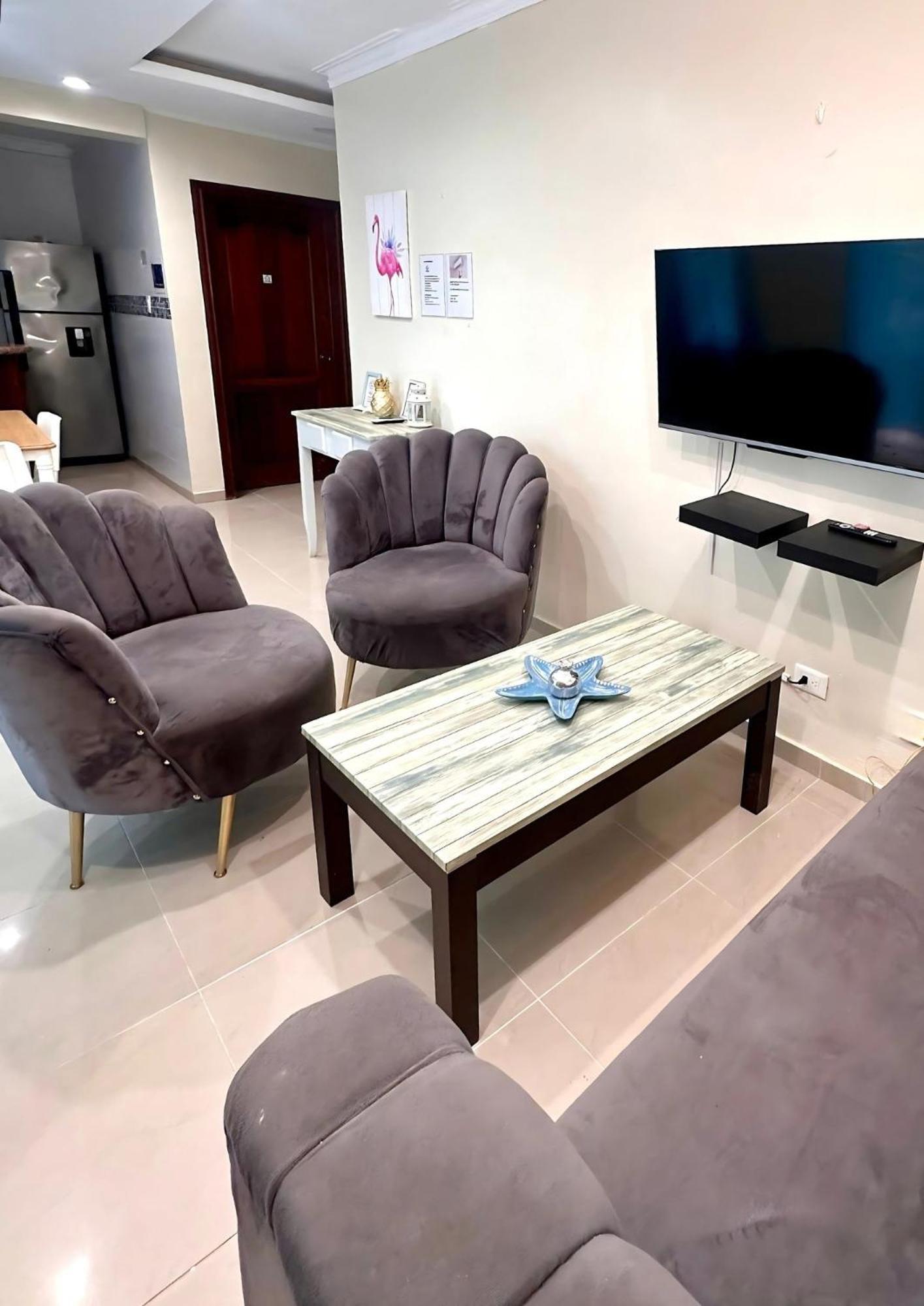 -bibiajua -suite Club Y Swimming Pool -vip Apartamento Punta Cana