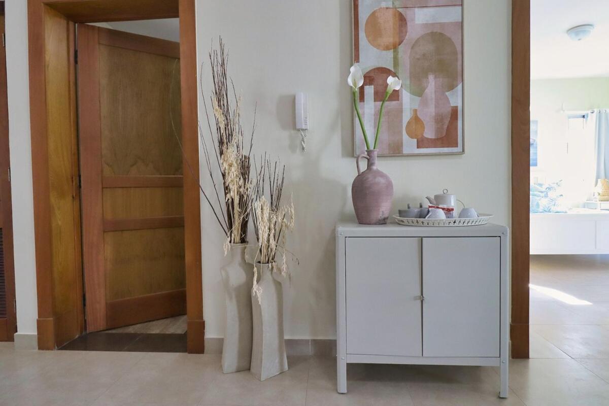 Charming Tsi With Spacious Interior