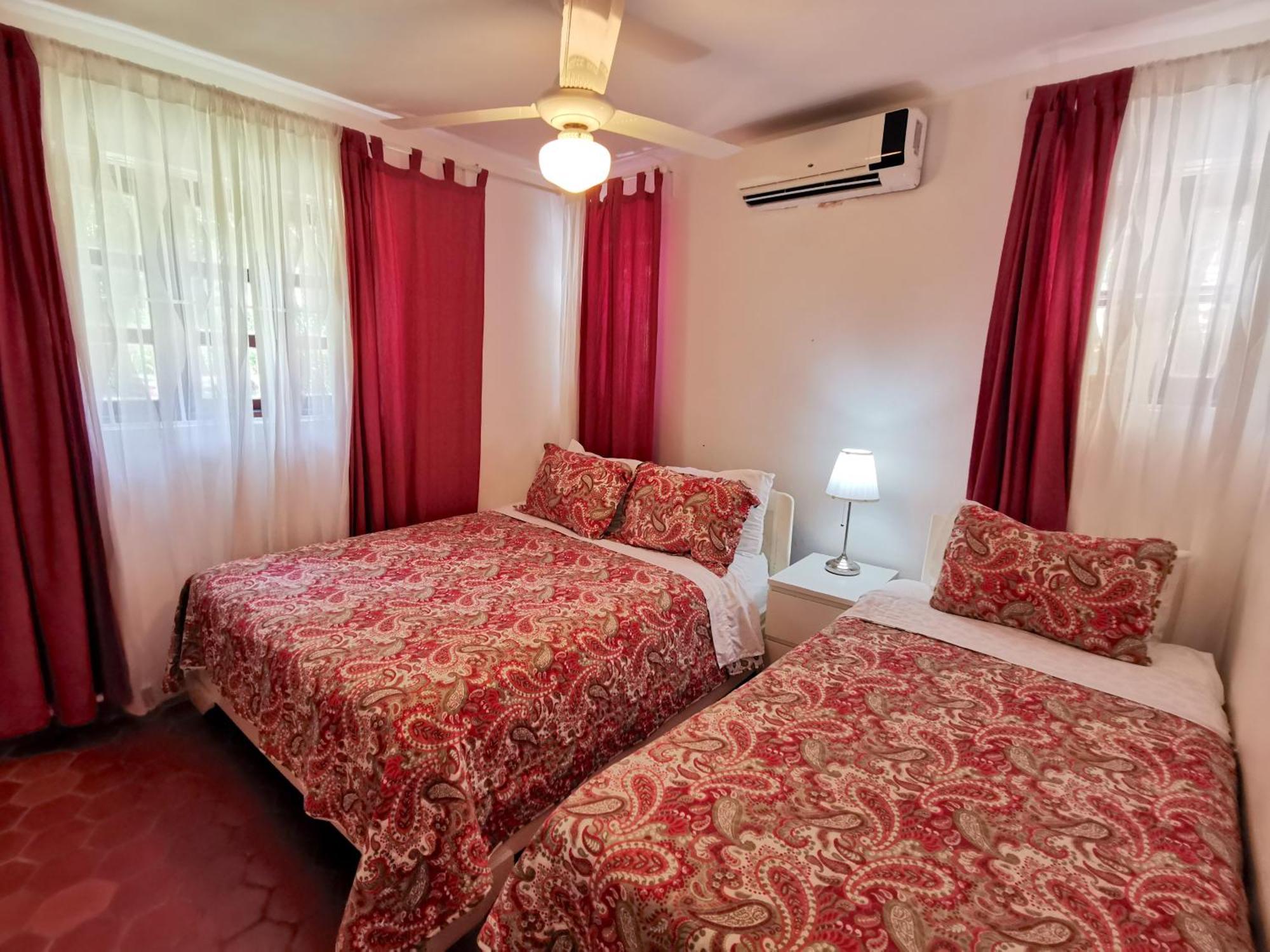 Caribbean Dream & Ocean View Playa Corales Apartahotel