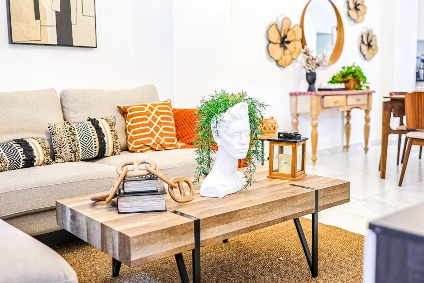 Cozy Hideaway Apt, Jacuzzi Apartamento