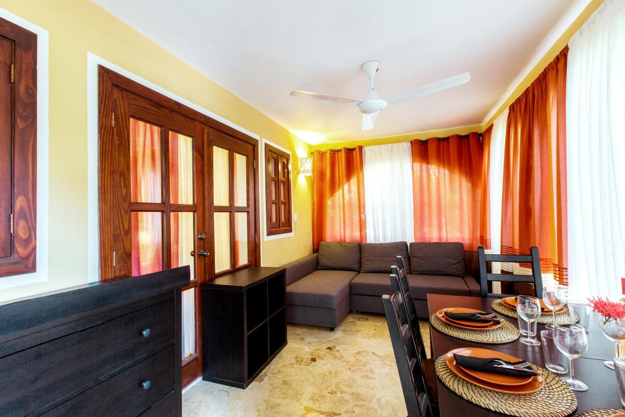 Aventura Tropical - And - Playa Corales Hotel