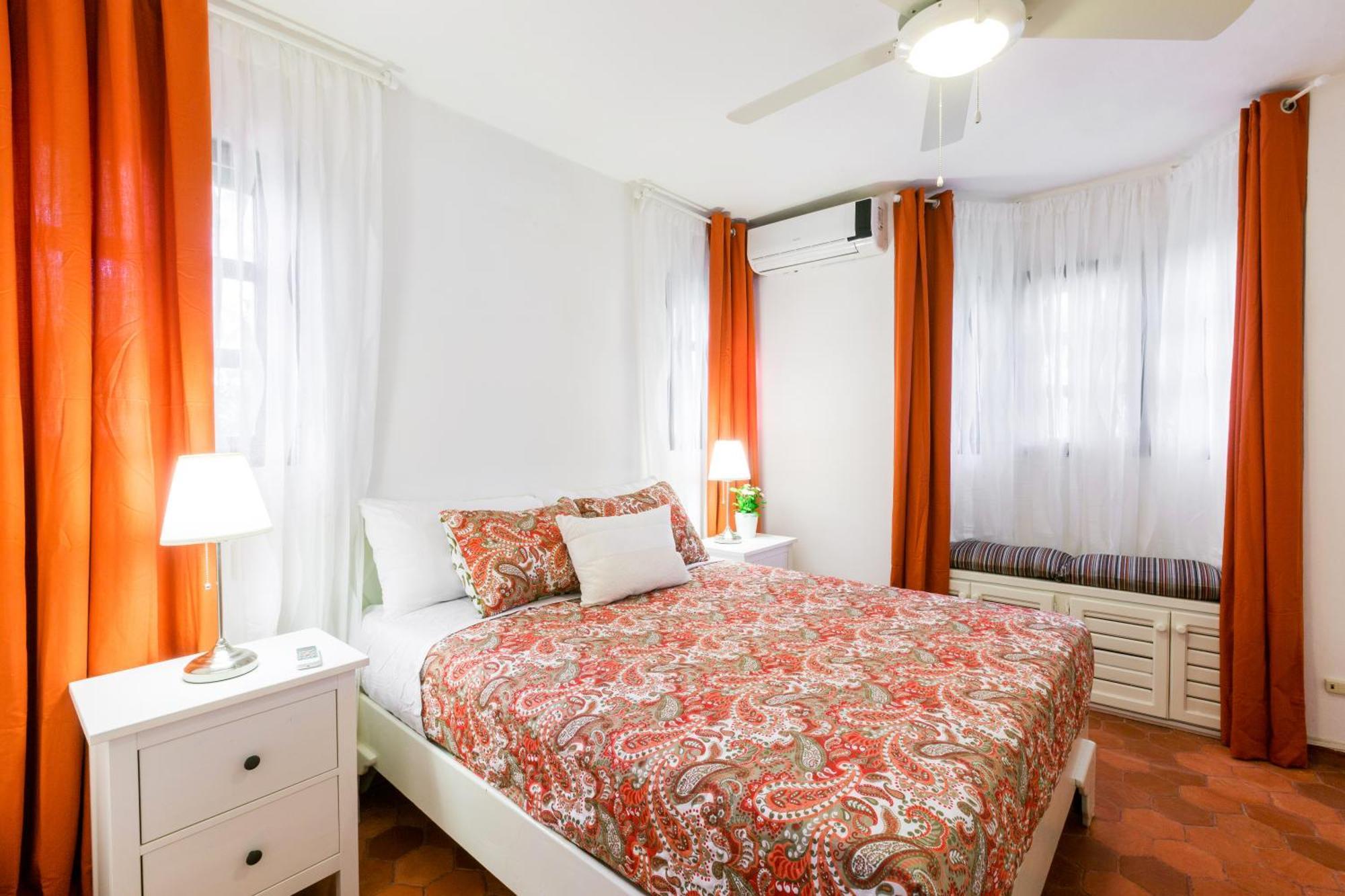 Aventura Tropical - And - Playa Corales Hotel