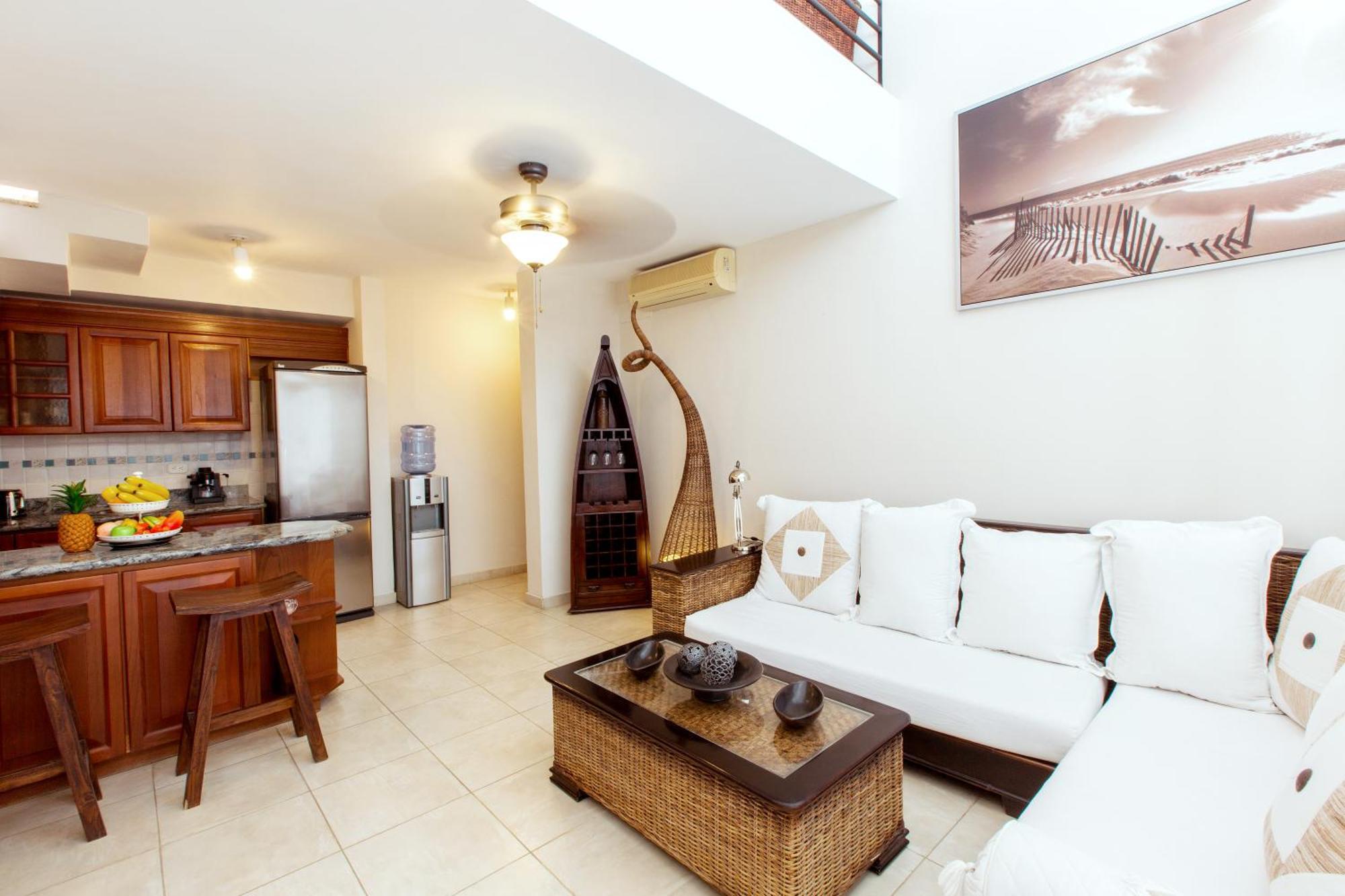 Aventura Tropical - And - Playa Corales Punta Cana