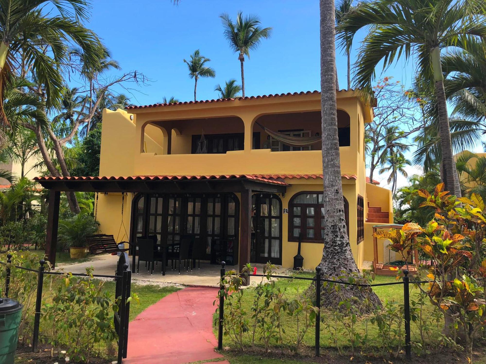 Aventura Tropical - And - Playa Corales Hotel