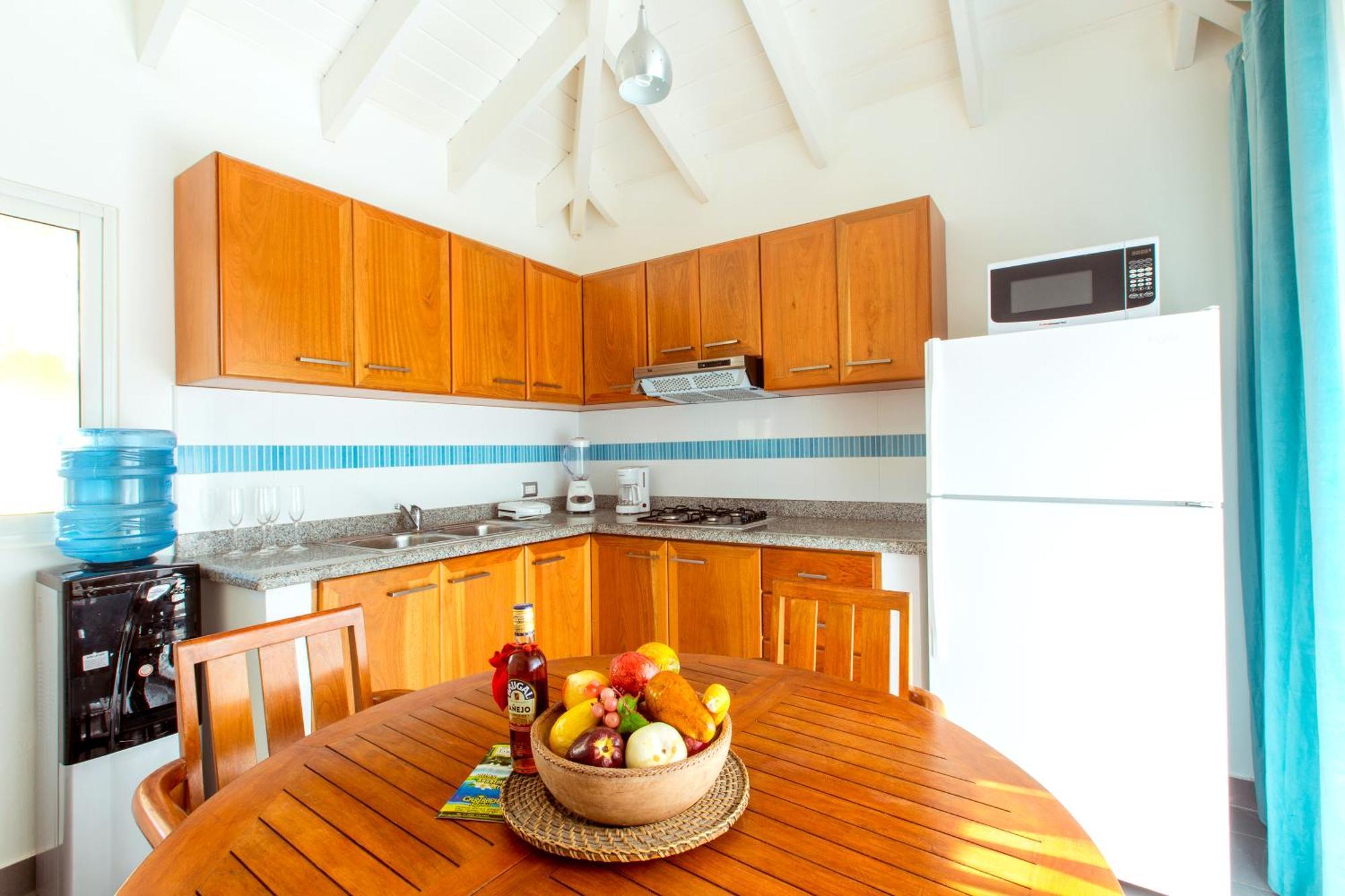Hotel Aventura Tropical - And - Playa Corales
