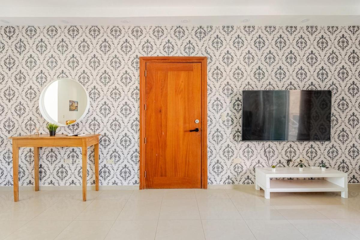 King Size Bed With Pool - Beachside 2 Bedroom * Punta Cana