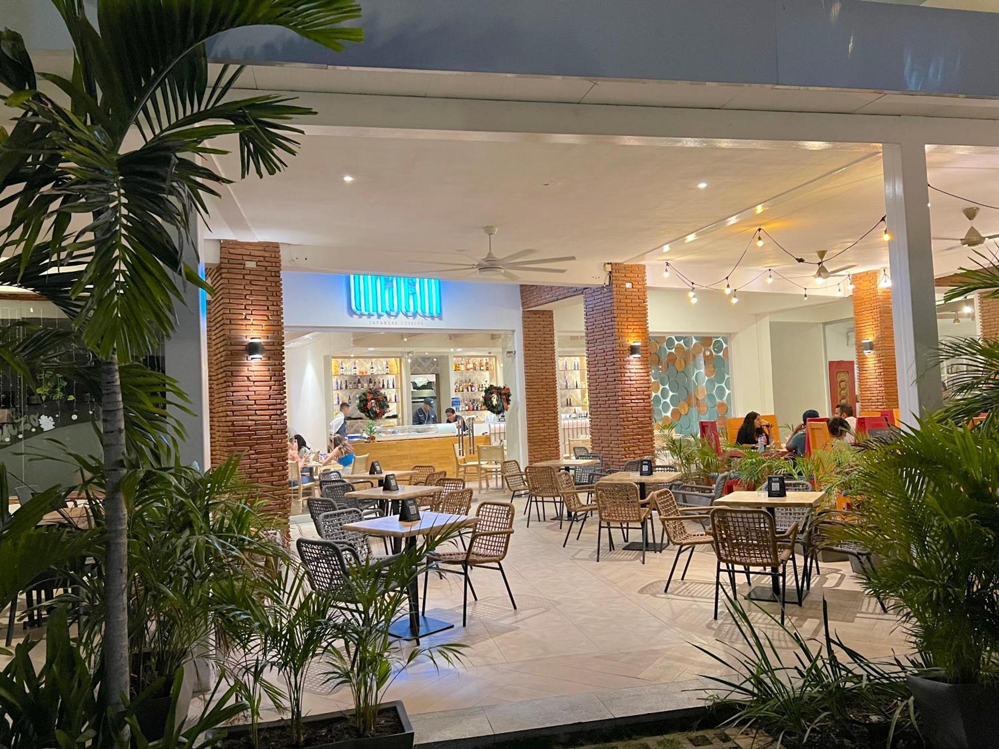 Hotel Caribbean Oasis - And - Playa Corales