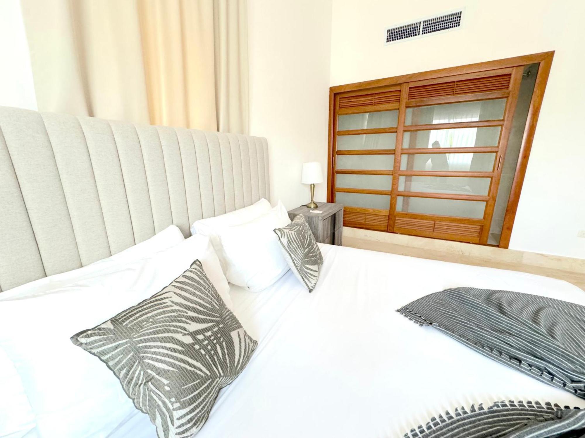 Front By Playa Palmera