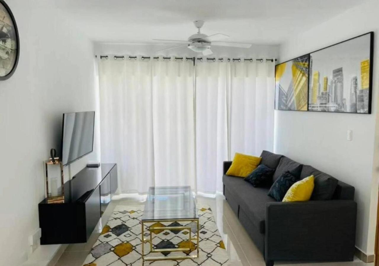 Apartment Luxurious & Modern At G44 In