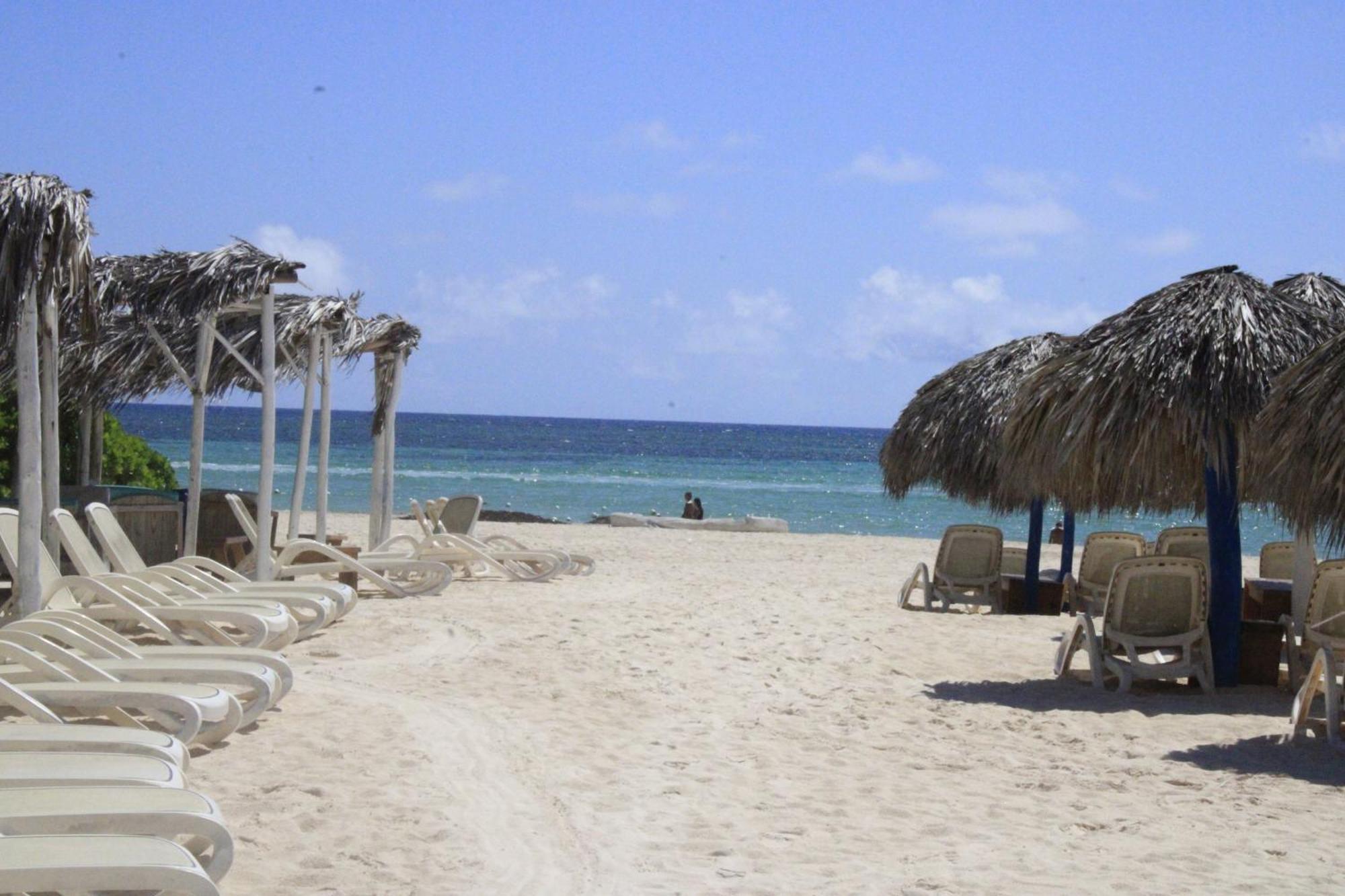 Getaway En Bavaro Deluxe Apartamento *