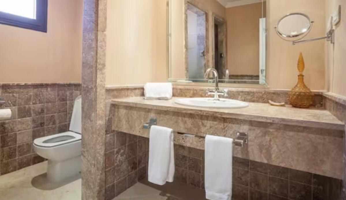 Apartment 3br Getaway, Pool & Breathtaking Sunsets *