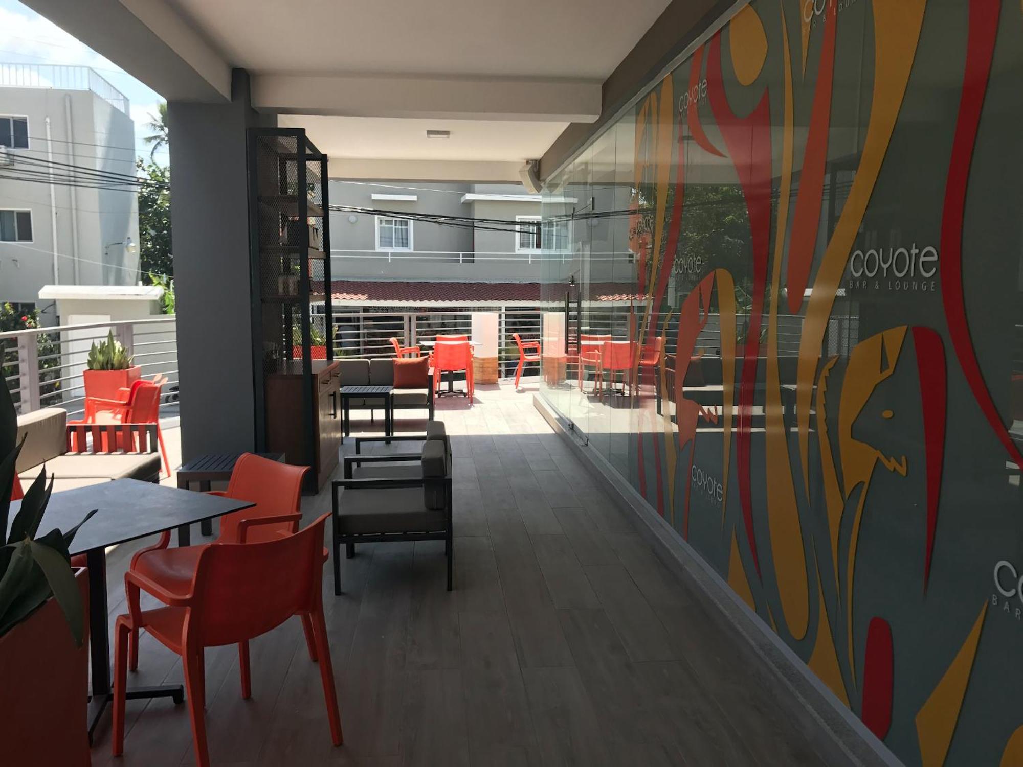 Ducassi And - Rooftop Pool, Club, Breakfast And Wifi Apartahotel