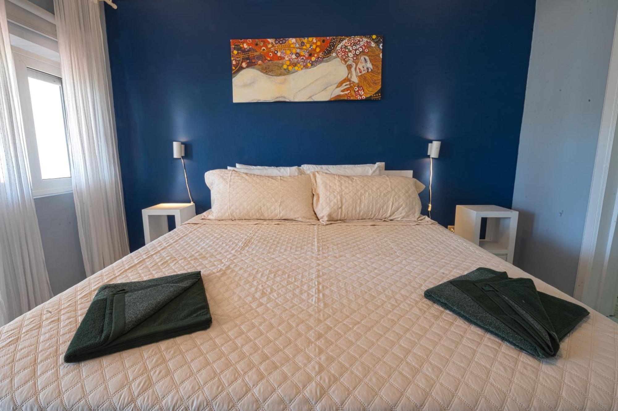 Stanza Mare 1 Bedroom 2br,3br On The