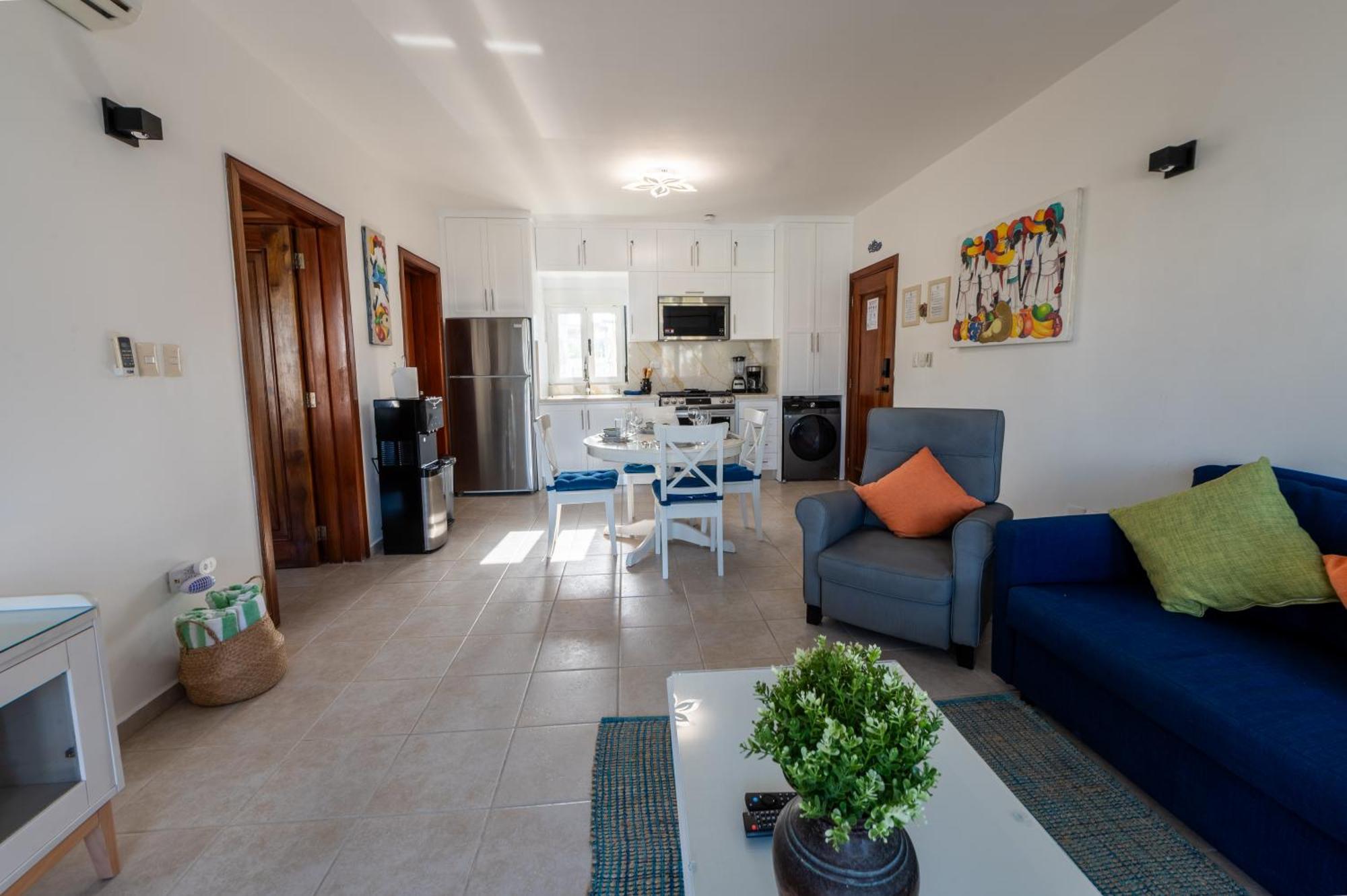 Stanza Mare 1 Bedroom 2br,3br On The