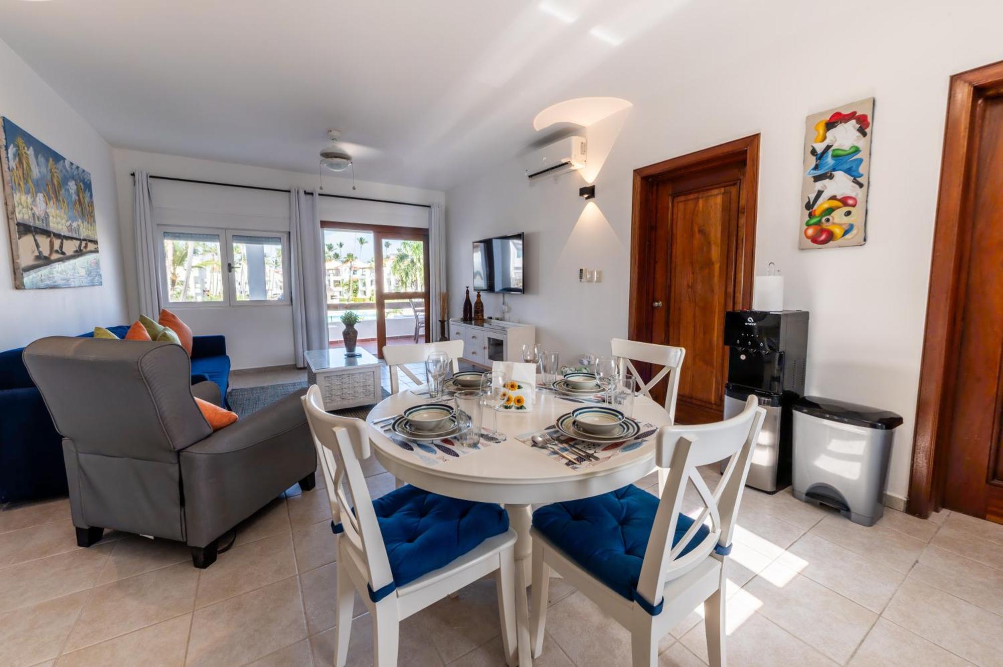 Stanza Mare 1 Bedroom 2br,3br On The *