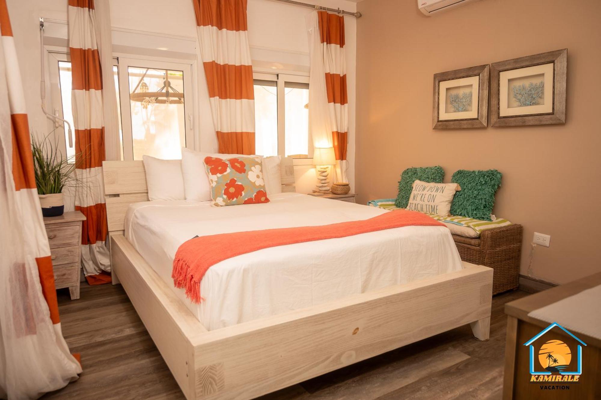 Stanza Mare 1 Bedroom 2br,3br On The
