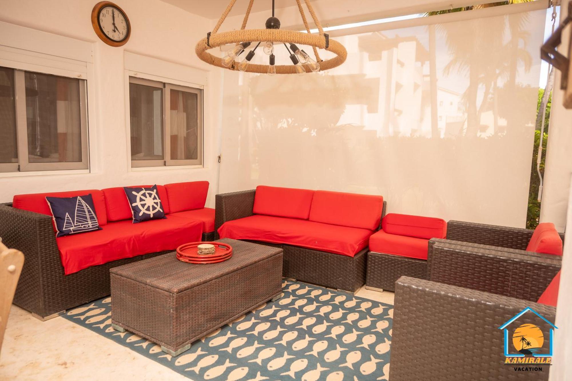 Stanza Mare 1 Bedroom 2br,3br On The *