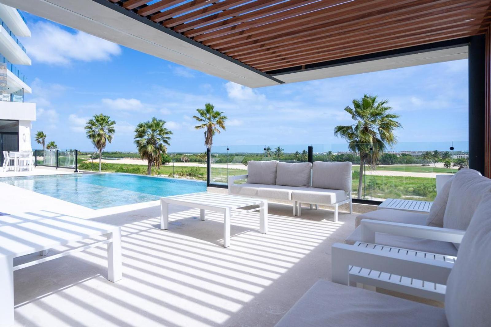 With 3 Bedrooms Bbq And Terrace In Cap Cana Apartment