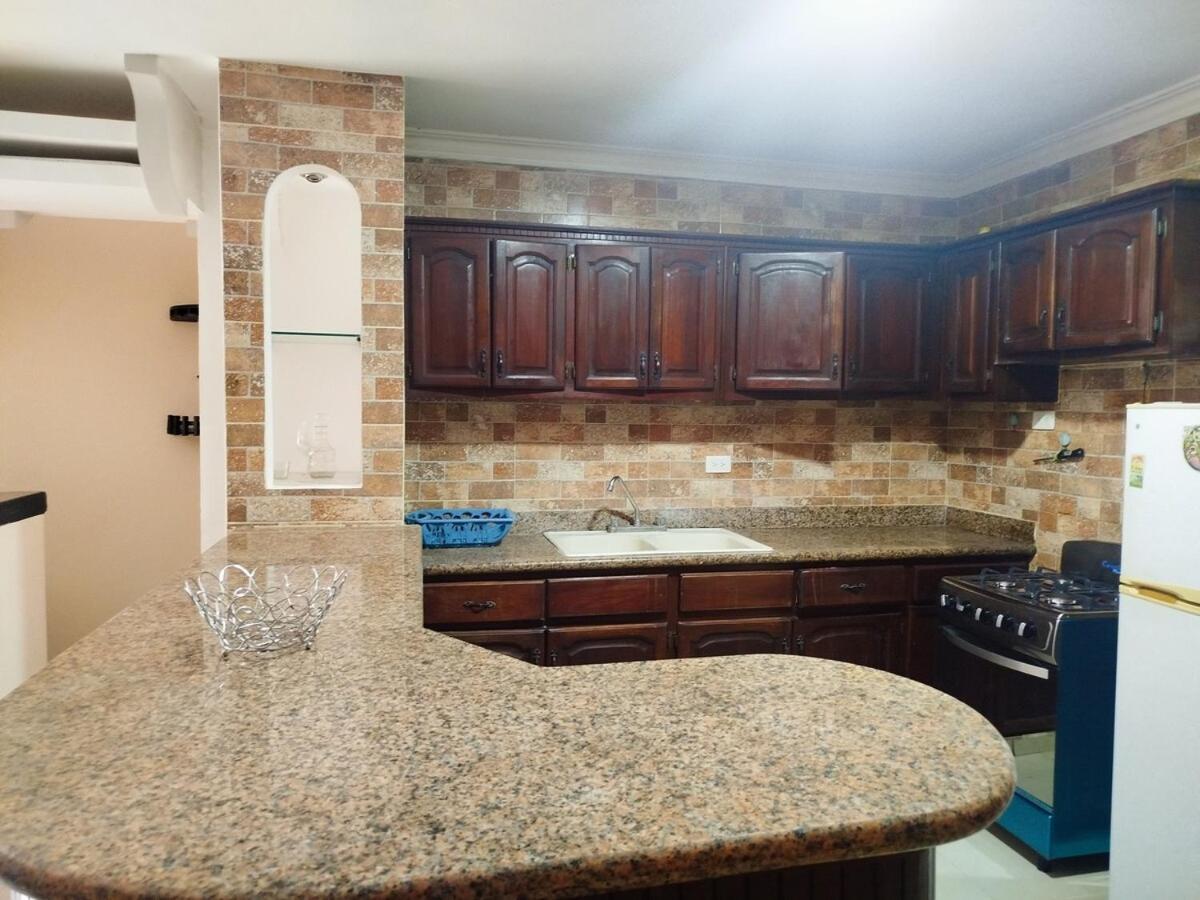Nickerly & Jhova Share Apartment Punta Cana