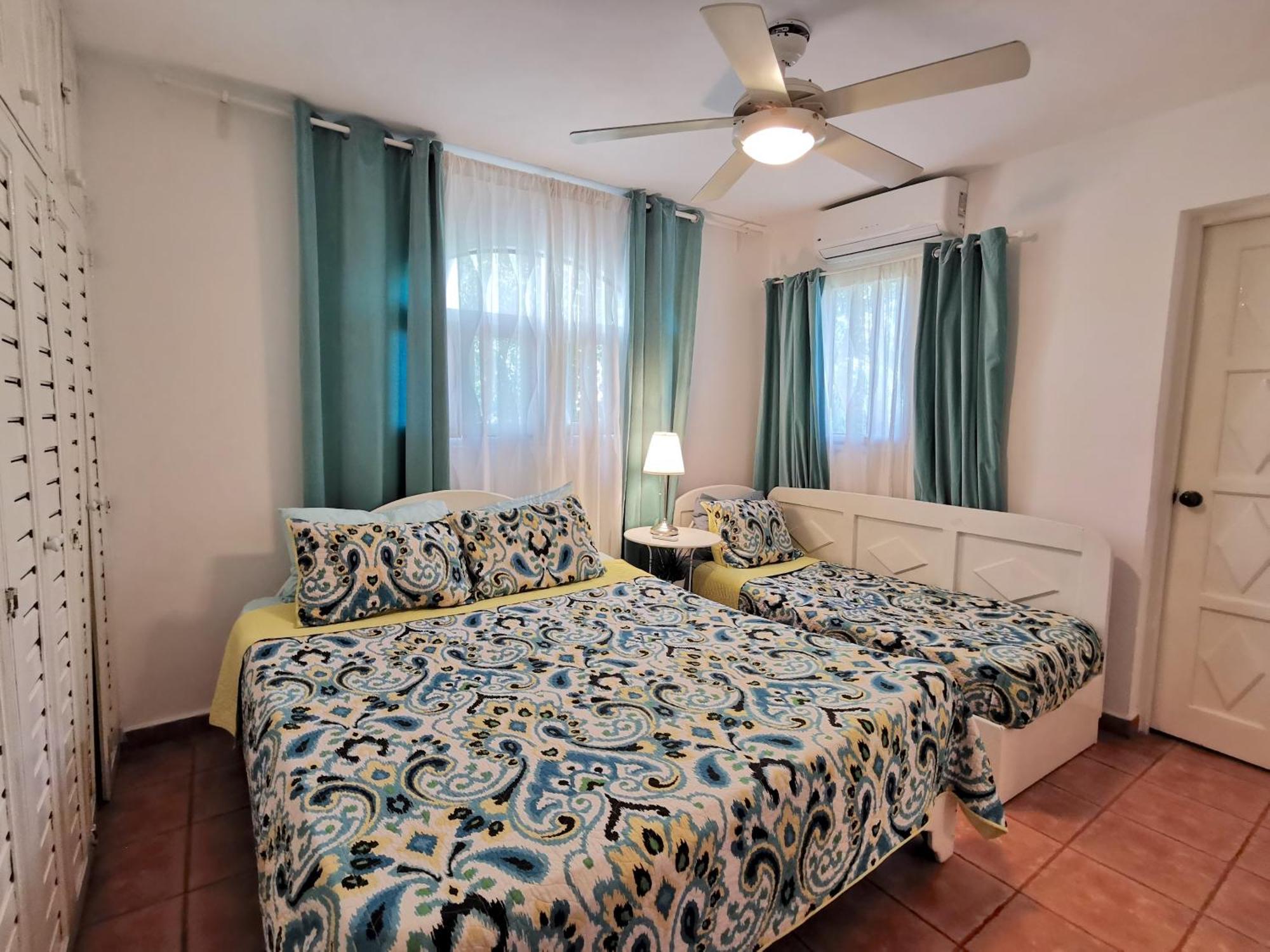 Apartahotel Sunny And - Corales - Great Location With Many Restaurants