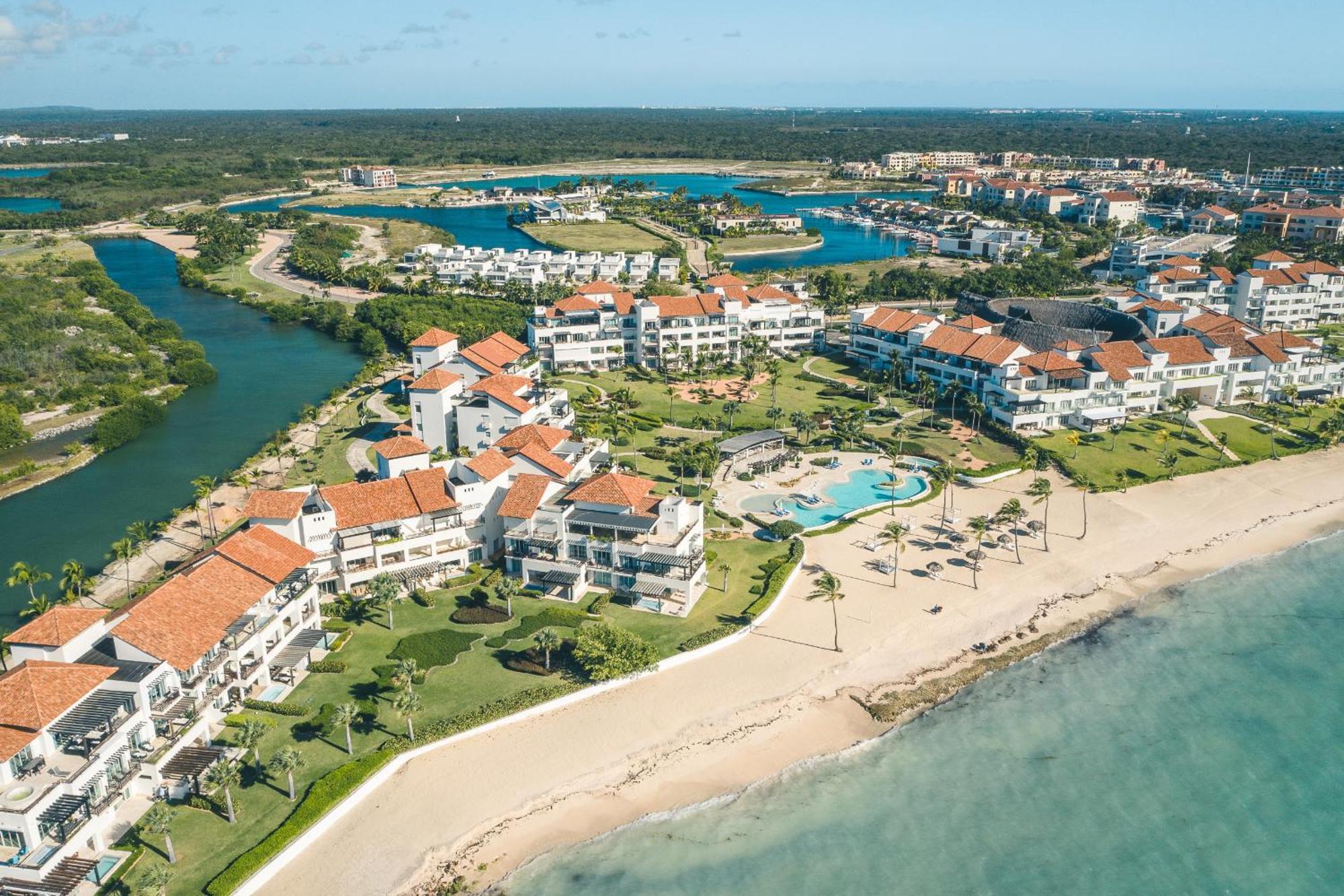 Punta Palmera Beachfront Apartamento