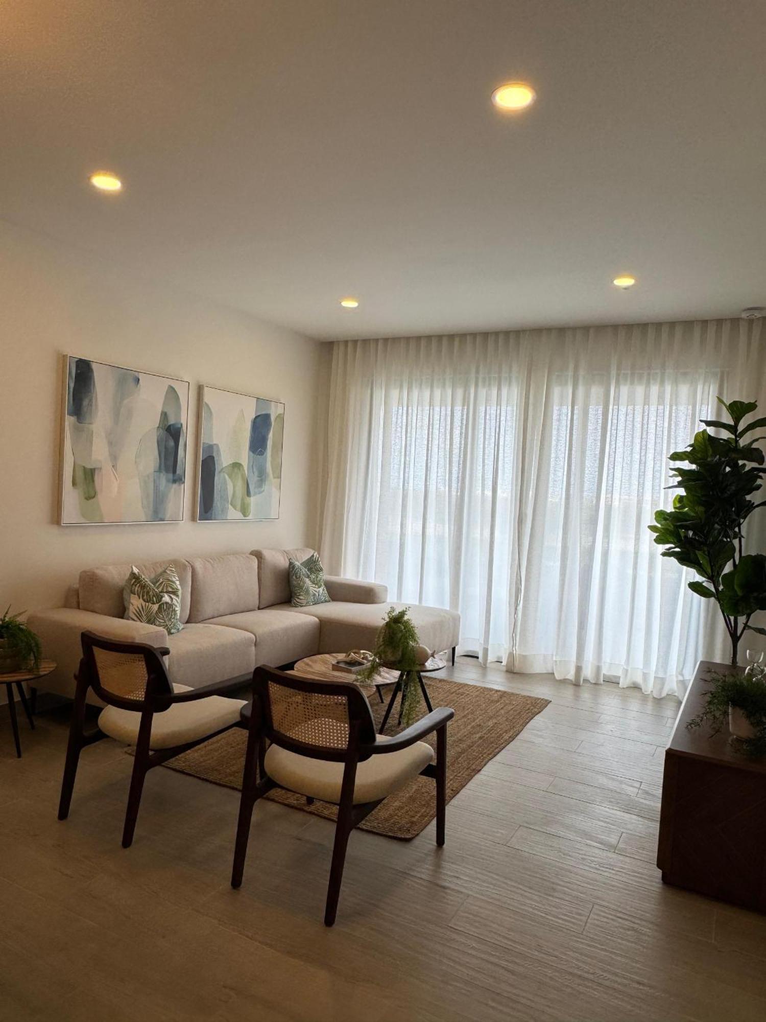 With Balcony And Pool View In Cap Cana Apartamento Punta Cana