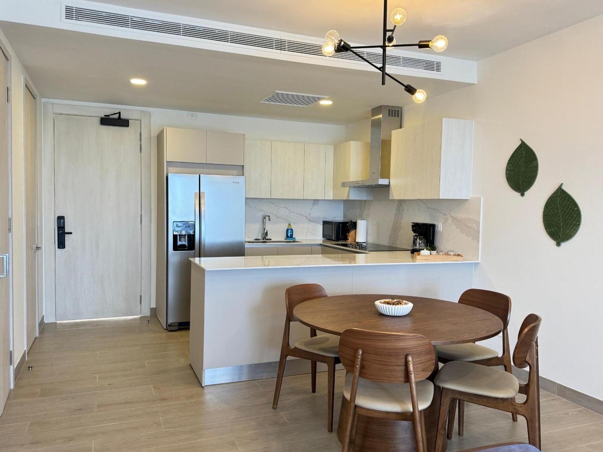 With Balcony And Pool View In Cap Cana Apartamento Punta Cana