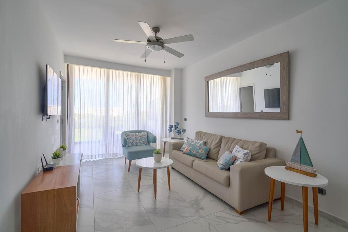 Luxury With Beach, Golf, Pool, Casino And Apartamento Punta Cana