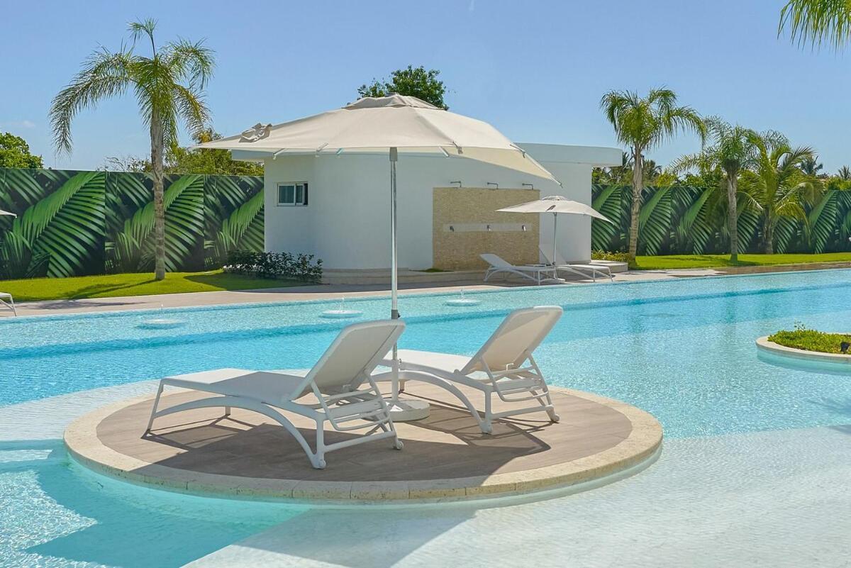 Luxury With Beach, Golf, Pool, Casino And * Punta Cana
