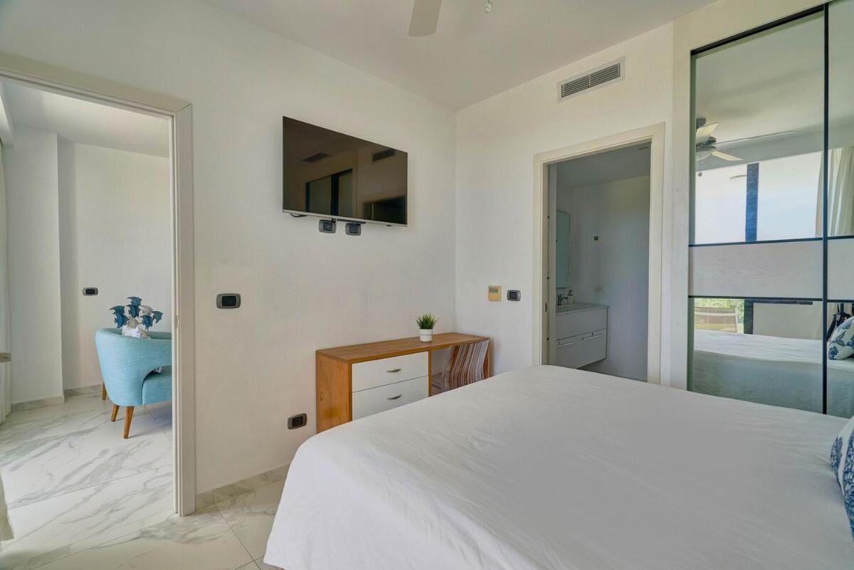Luxury With Beach, Golf, Pool, Casino And Apartamento