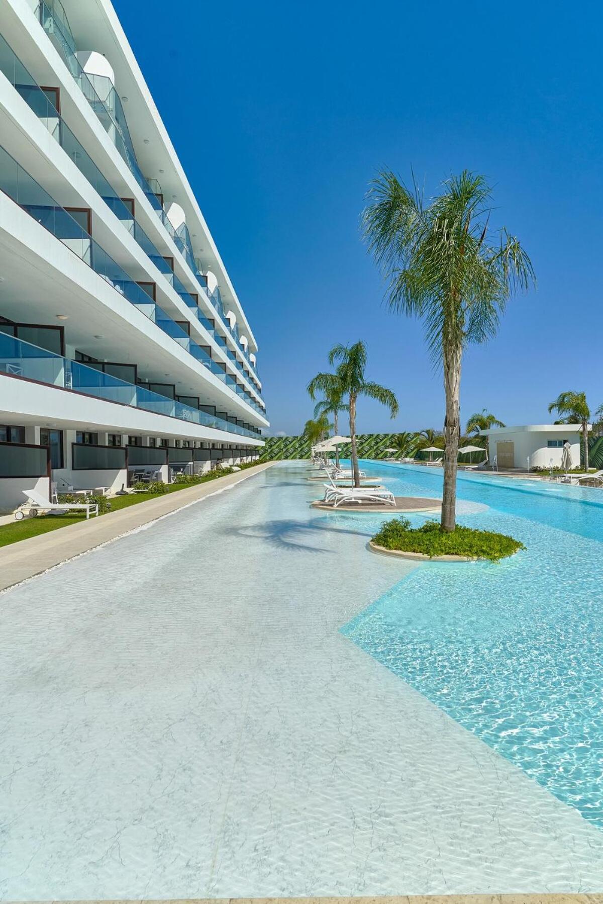 Luxury With Beach, Golf, Pool, Casino And Punta Cana