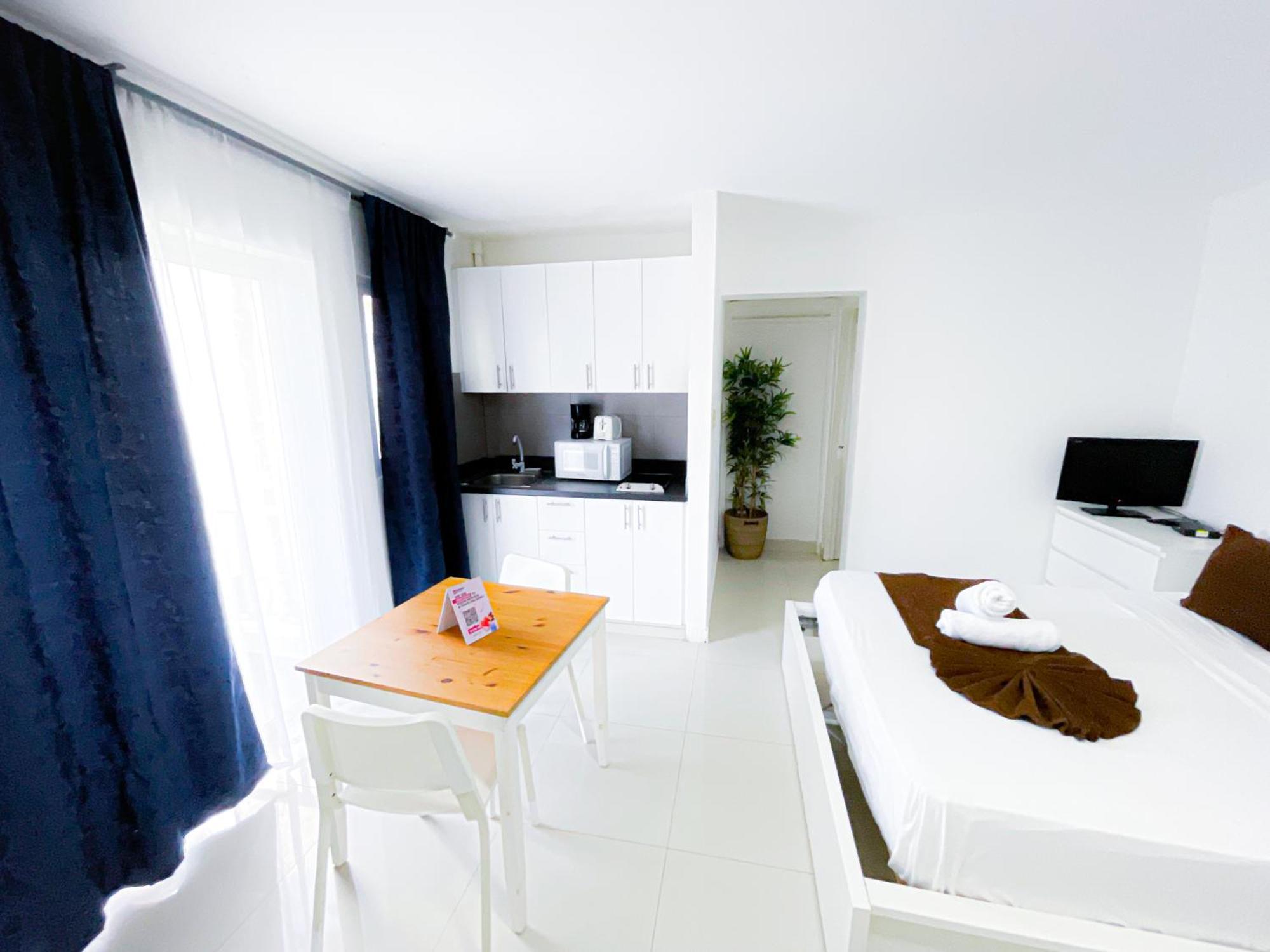 Caribbean Pool Vacation Wifi Club & 5*