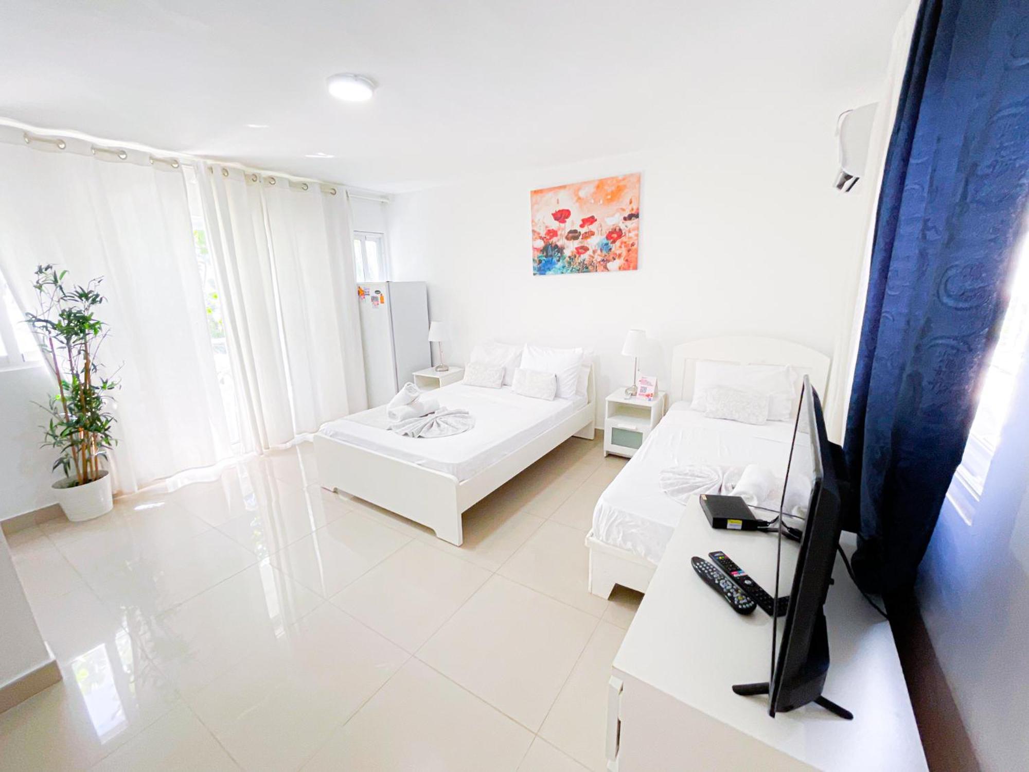 Caribbean Pool Vacation Wifi Club & Hotel Punta Cana