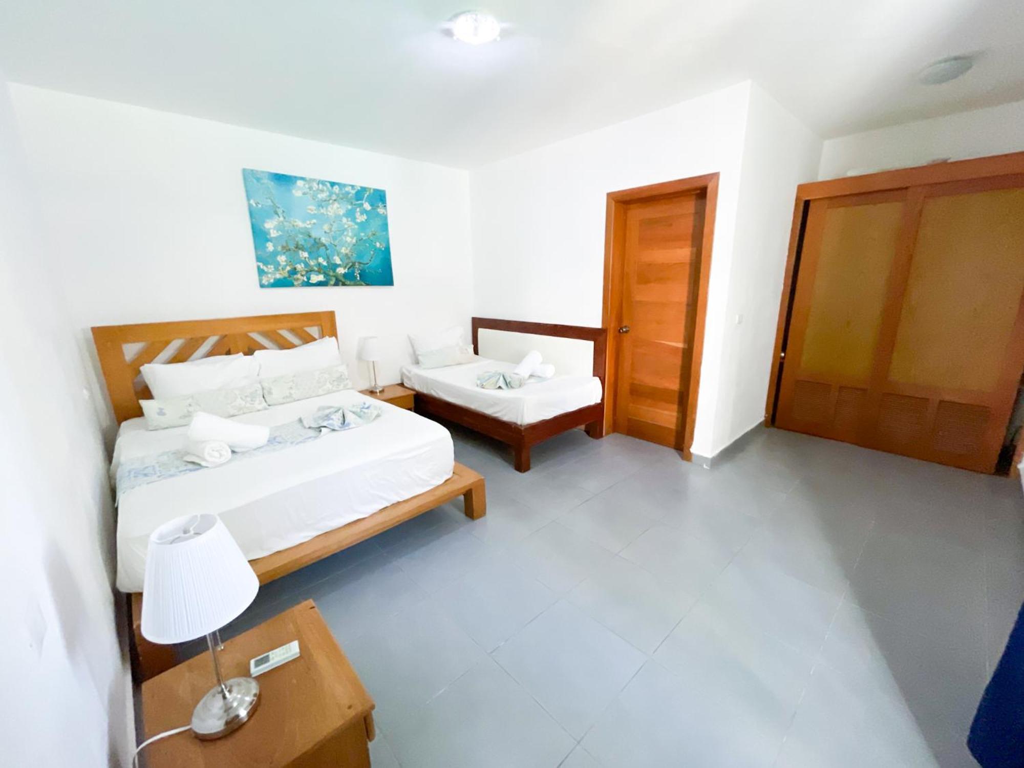 Caribbean Pool Vacation Wifi Club & Punta Cana
