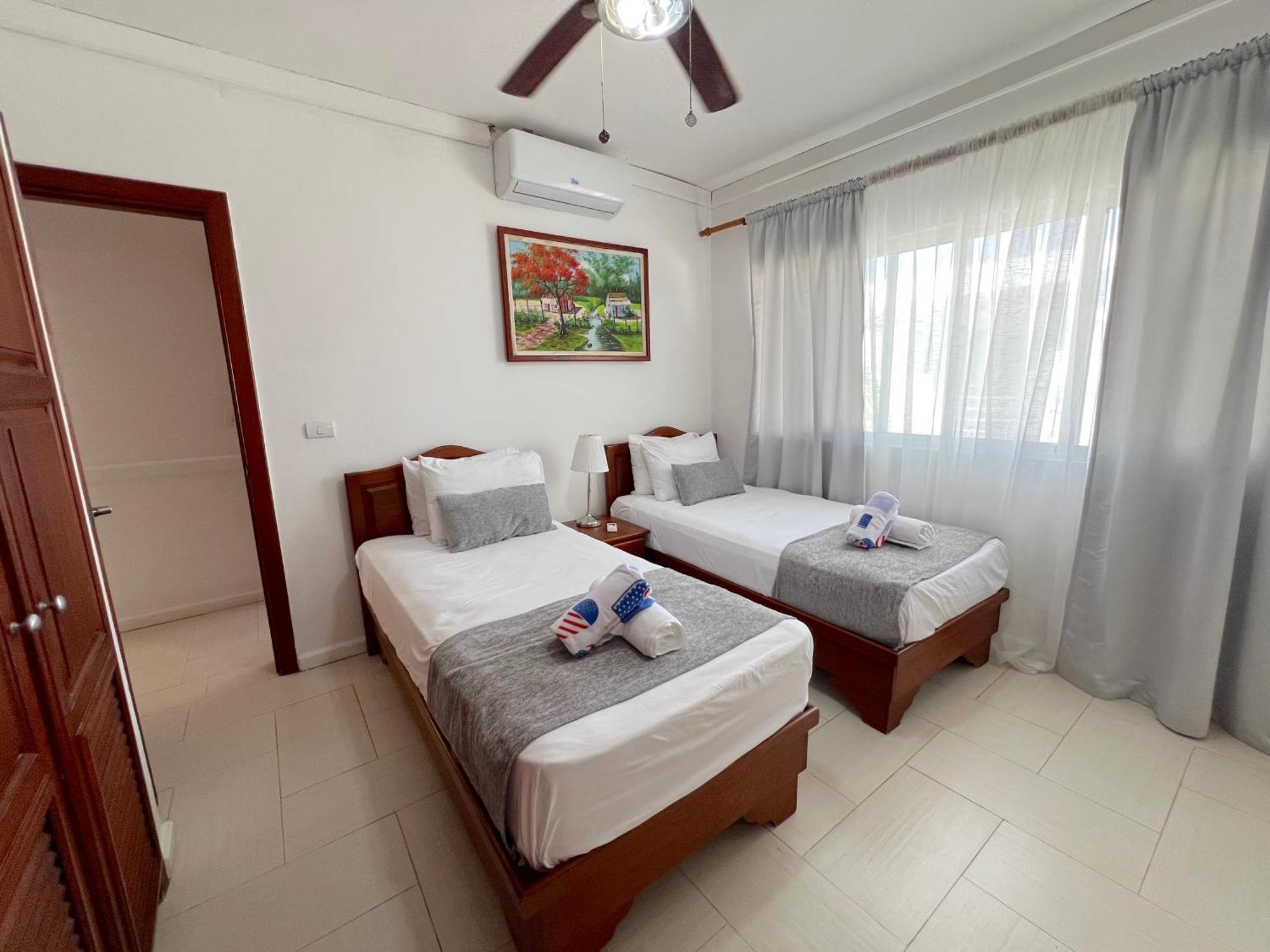 Dream Island & Ocean View Pool Playa Corales * Punta Cana
