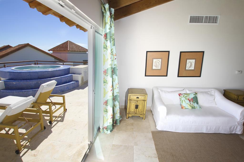 Apartahotel Punta Palmera Cap Cana By Essenza Retreats 4*